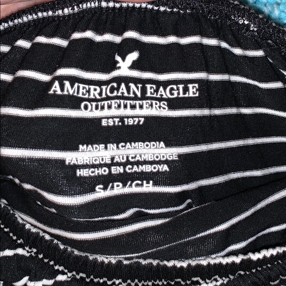 American Eagle top - Picture 2 of 2